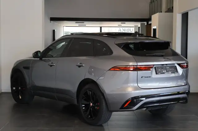 Jaguar F-Pace – 4