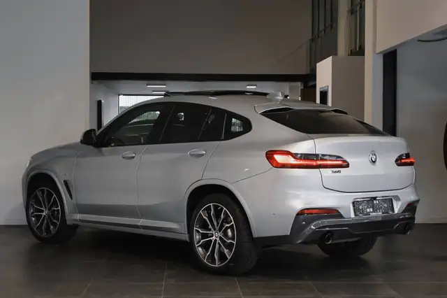 BMW X4 – 4