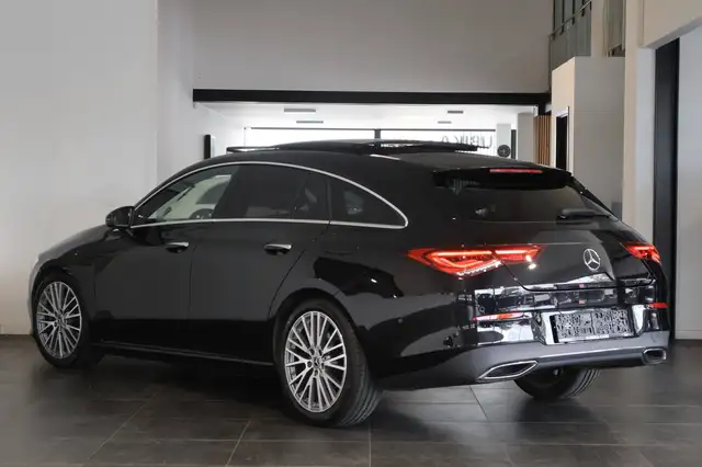 Mercedes-Benz CLA 180 – 4