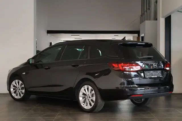Opel Astra – 4