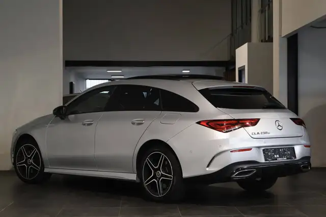 Mercedes-Benz CLA 250 – 4