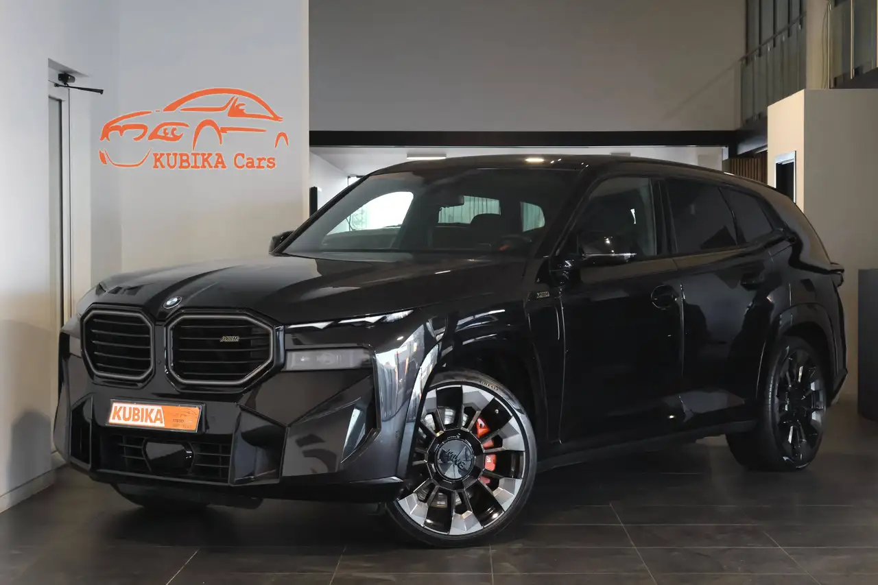 BMW XM