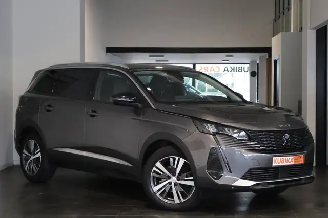 Peugeot 5008 – 3
