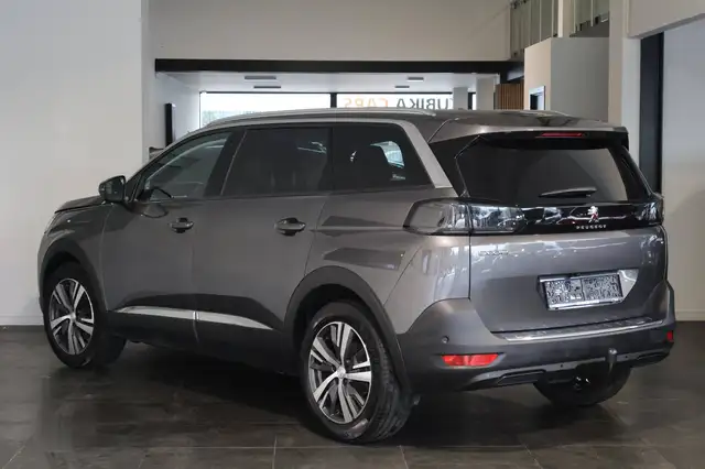 Peugeot 5008 – 4