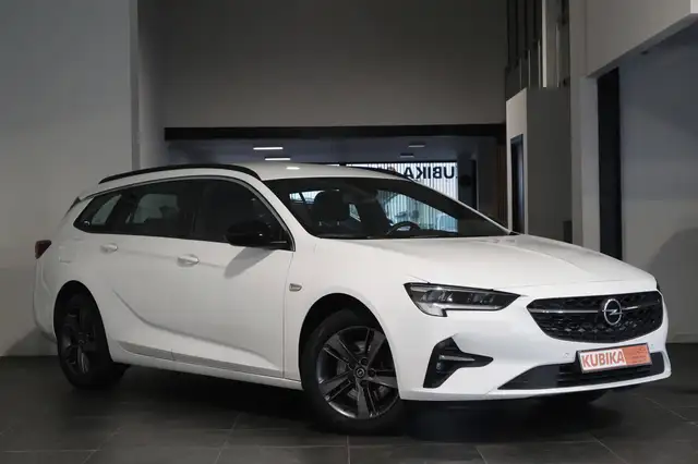 Opel Insignia – 3