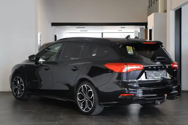 Ford Focus – 4