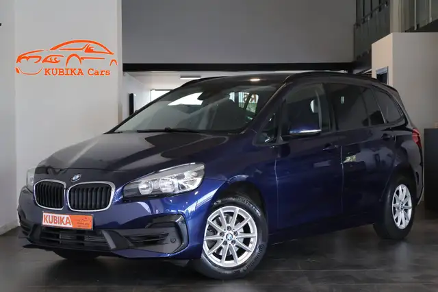 BMW 216