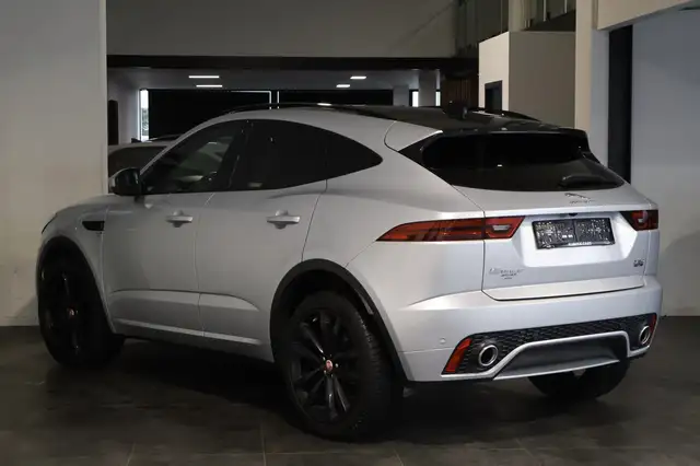 Jaguar E-Pace – 4